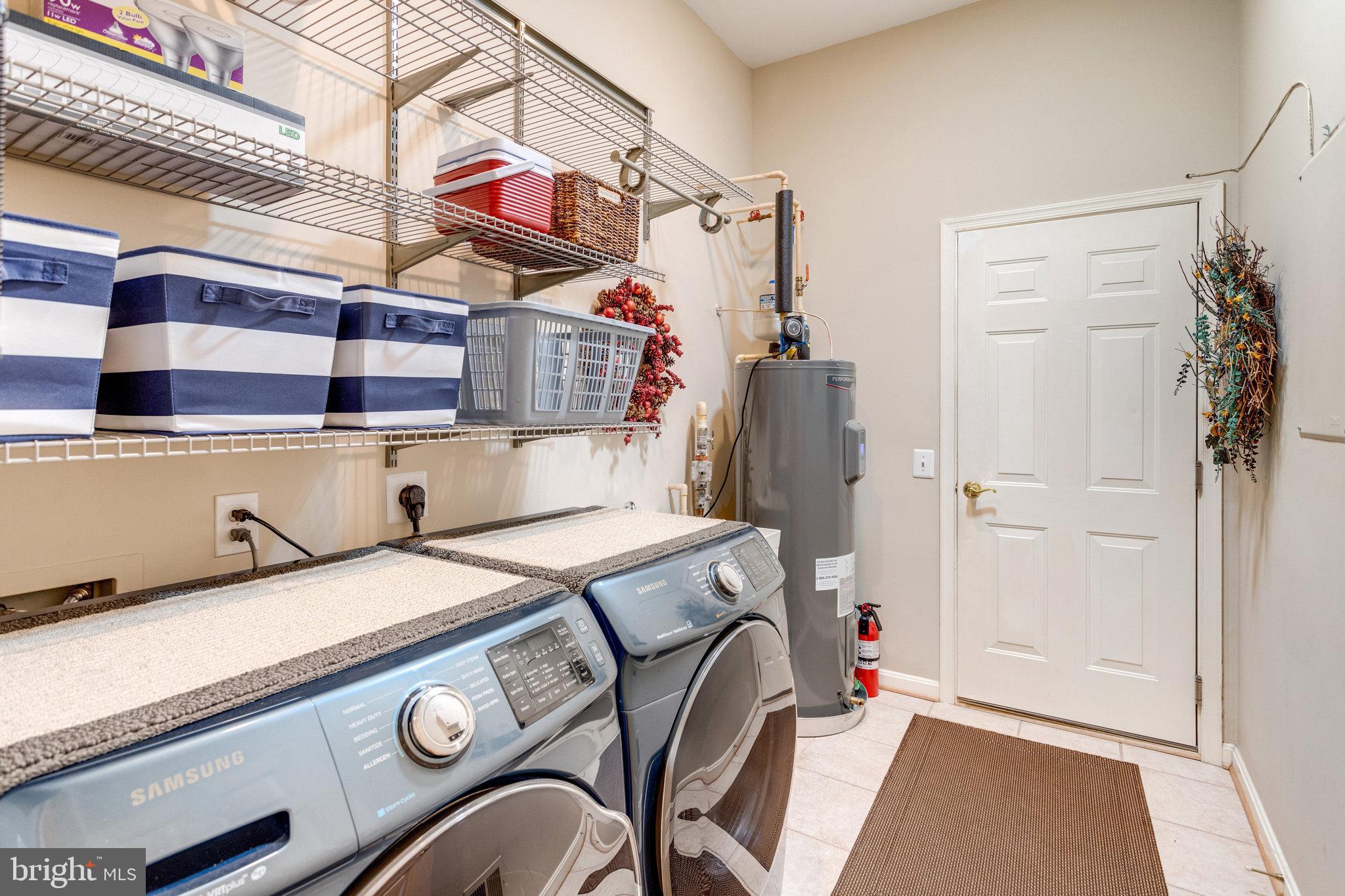 FOUR SEASONS IN HISTORIC VIRGINIA - Residential