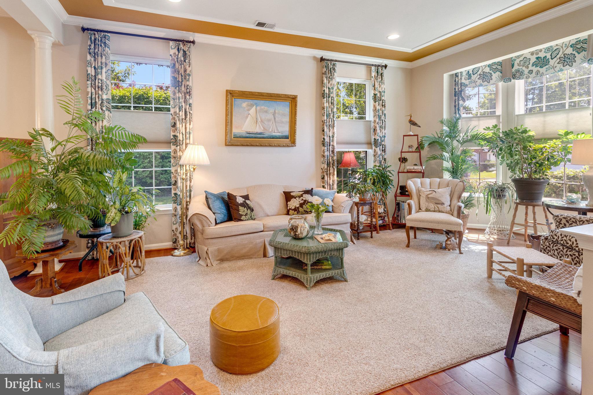 FOUR SEASONS IN HISTORIC VIRGINIA - Residential