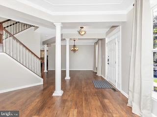 1713 DEARBOUGHT DRIVE