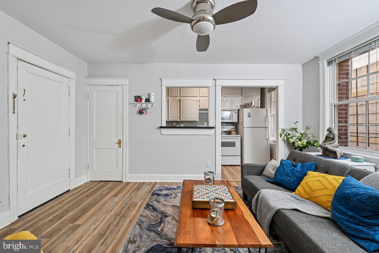 414 SEWARD SQUARE SE 104