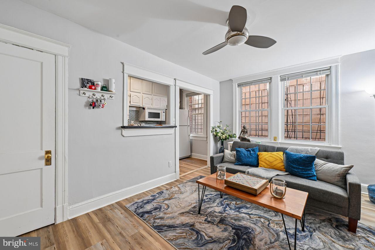 414 SEWARD SQUARE SE 104