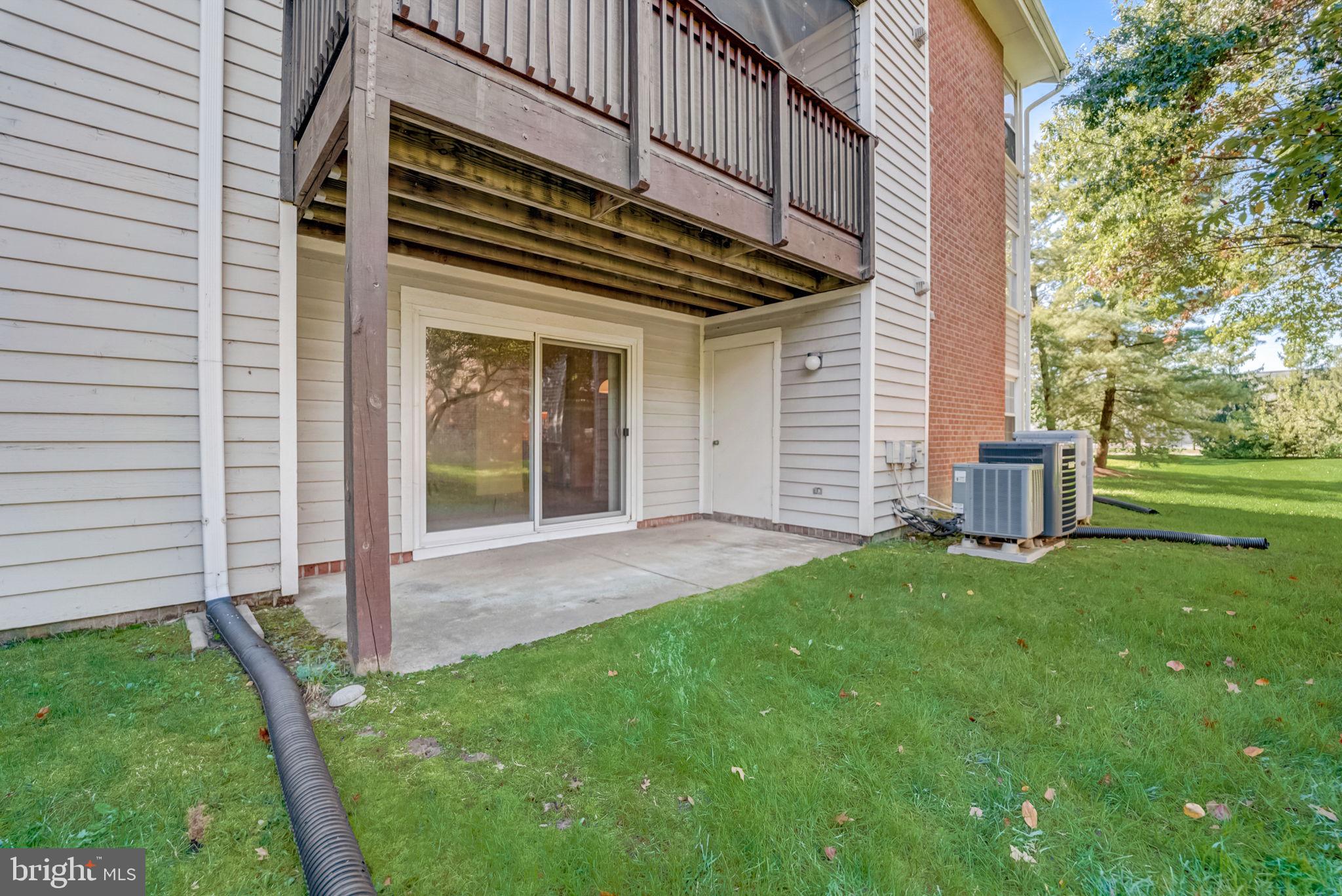 CROMWELL FOUNTAIN - Residential