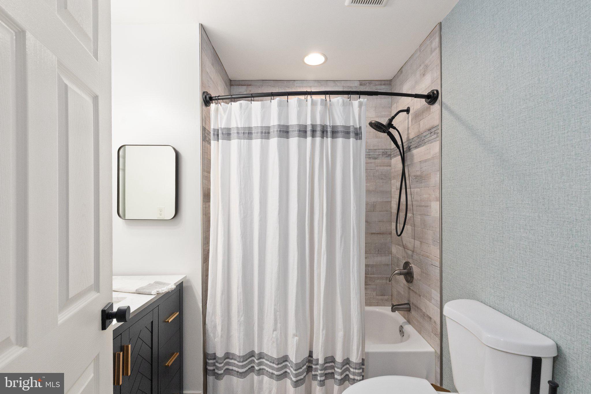 FOUNTAIN GLEN - Residential