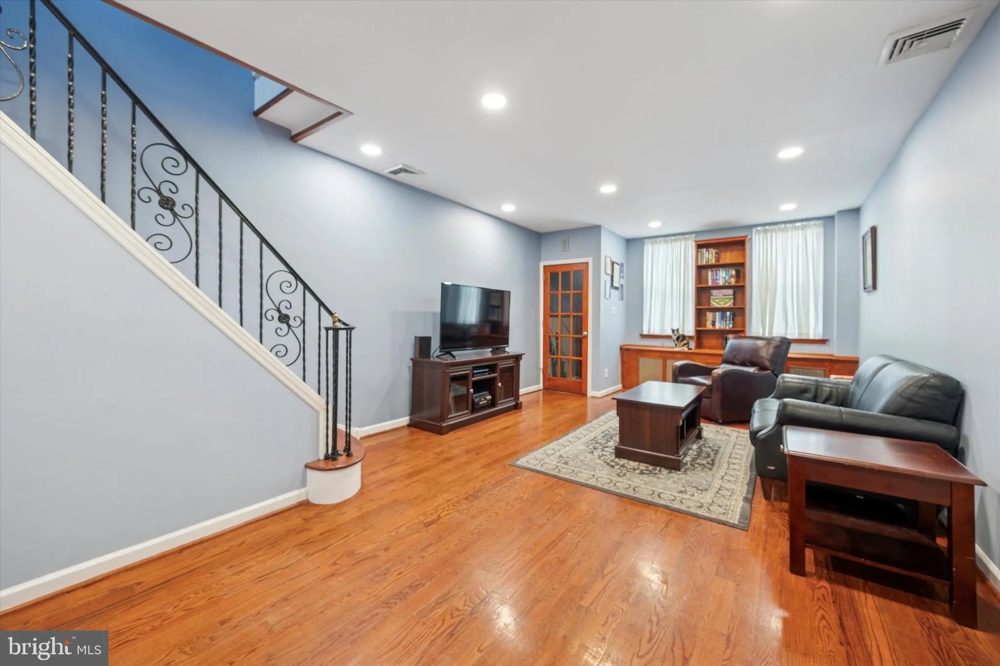 Philadelphia, Pennsylvania 19148, United States, 3 Bedrooms Bedrooms, ,1 BathroomBathrooms,Residential,Pending,100766
