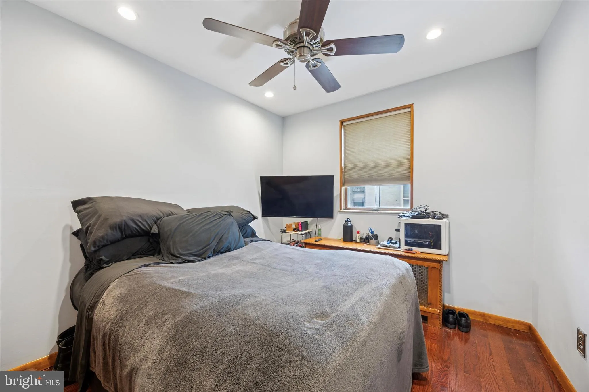 Philadelphia, Pennsylvania 19148, United States, 3 Bedrooms Bedrooms, ,1 BathroomBathrooms,Residential,Pending,100766