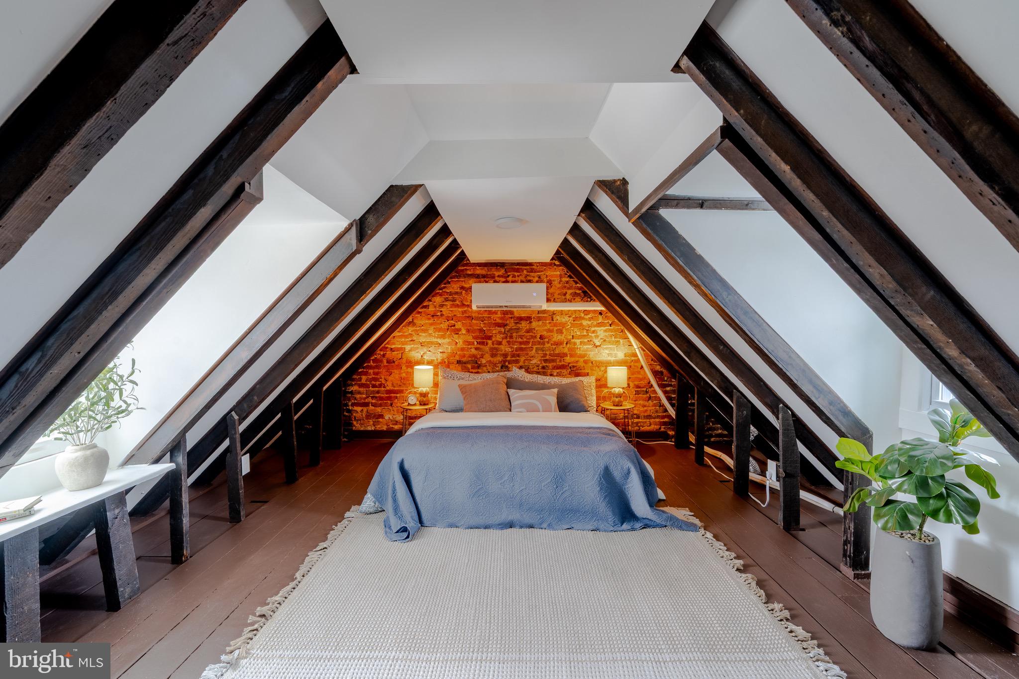 FELLS POINT HISTORIC DISTRICT - Residential