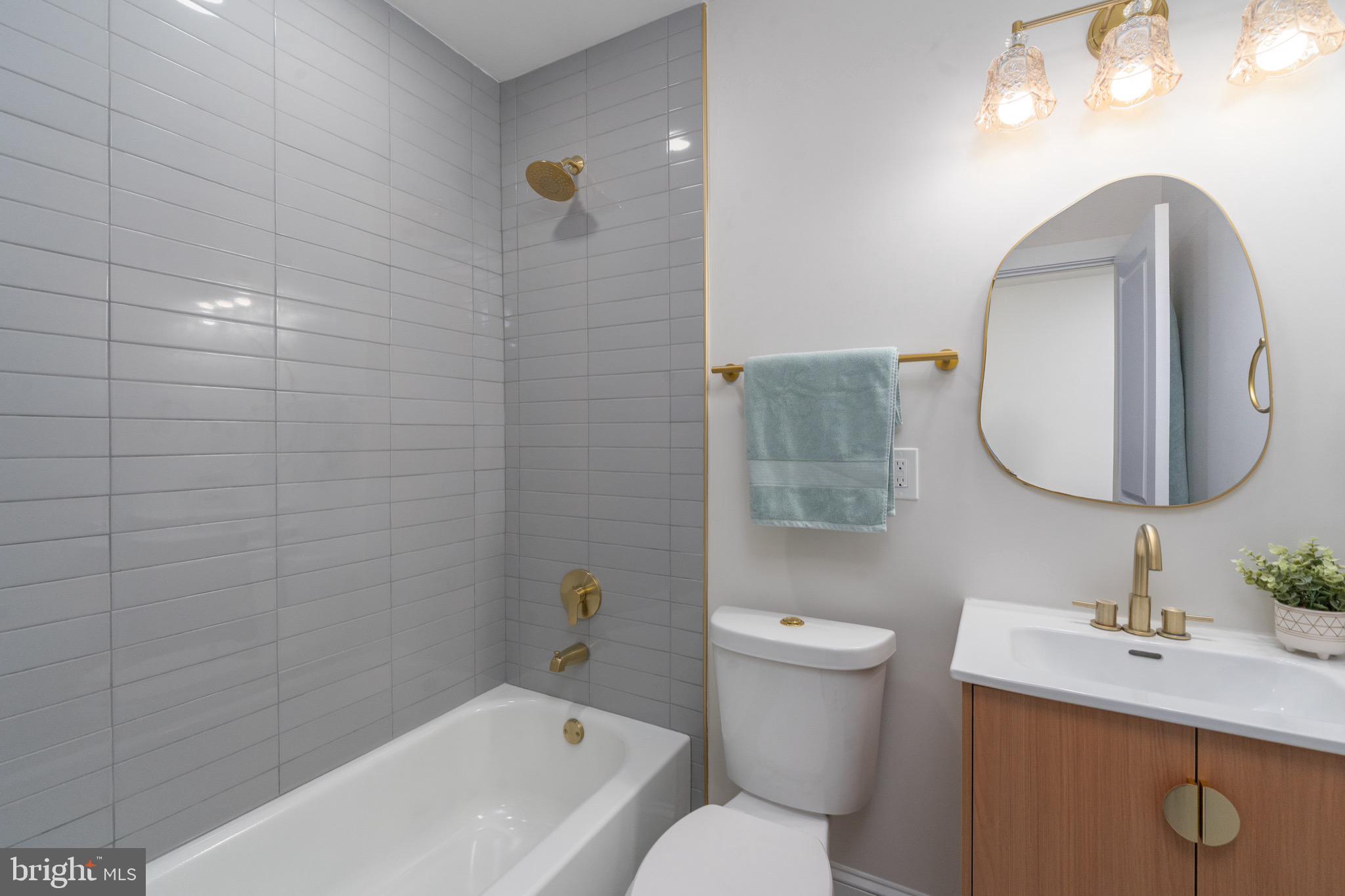 FELLS POINT HISTORIC DISTRICT - Residential