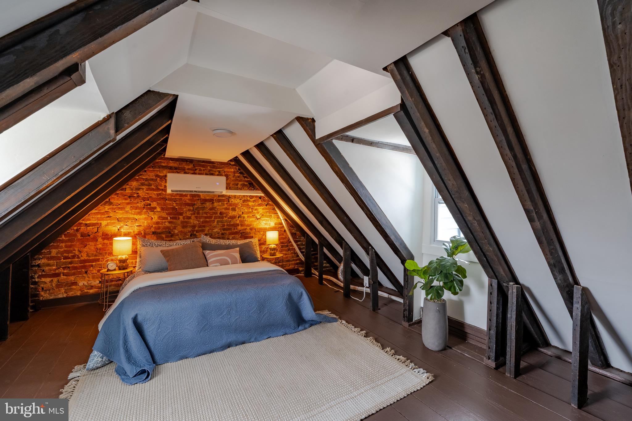 FELLS POINT HISTORIC DISTRICT - Residential