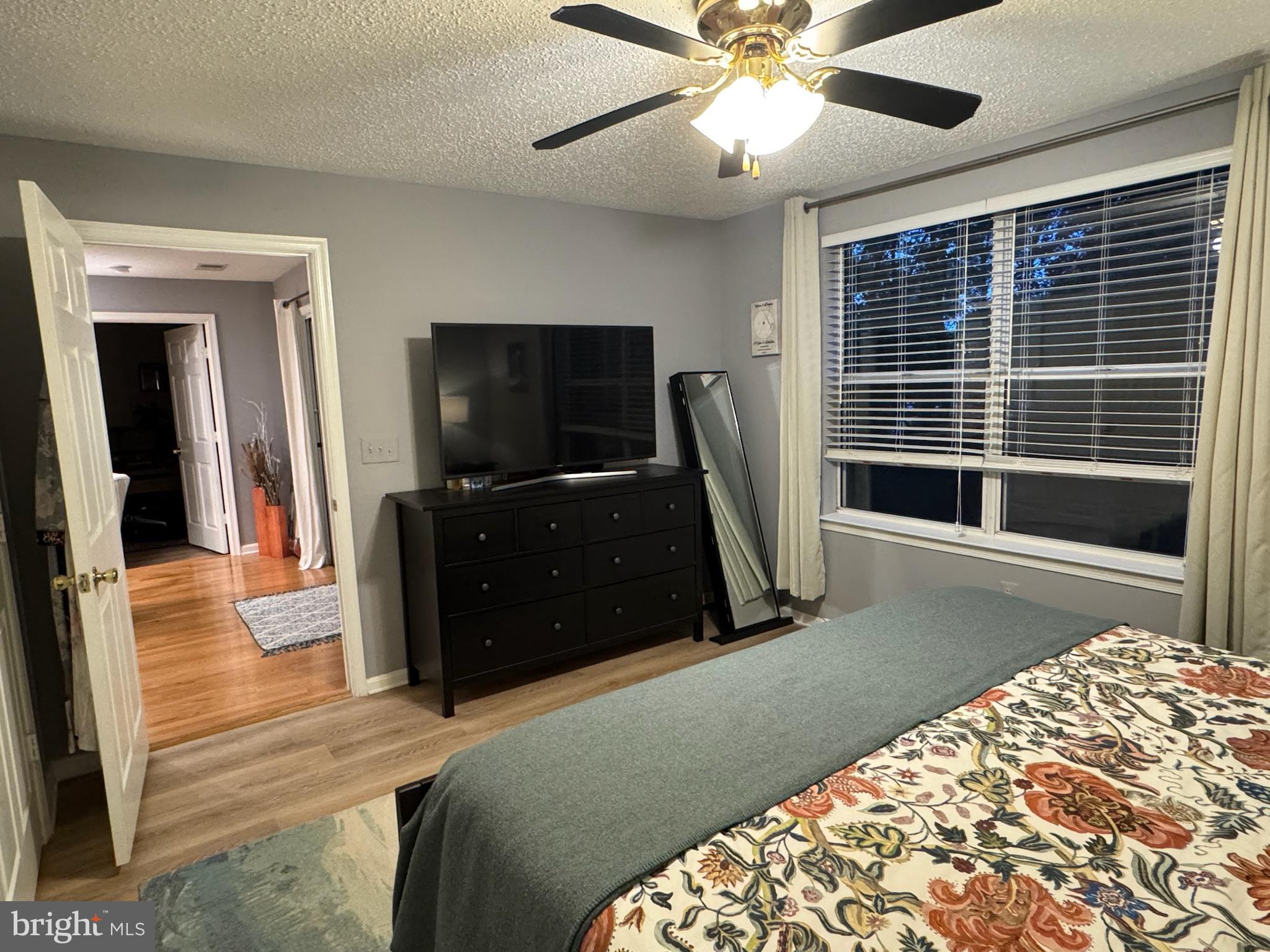 DECOVERLY - Residential Lease