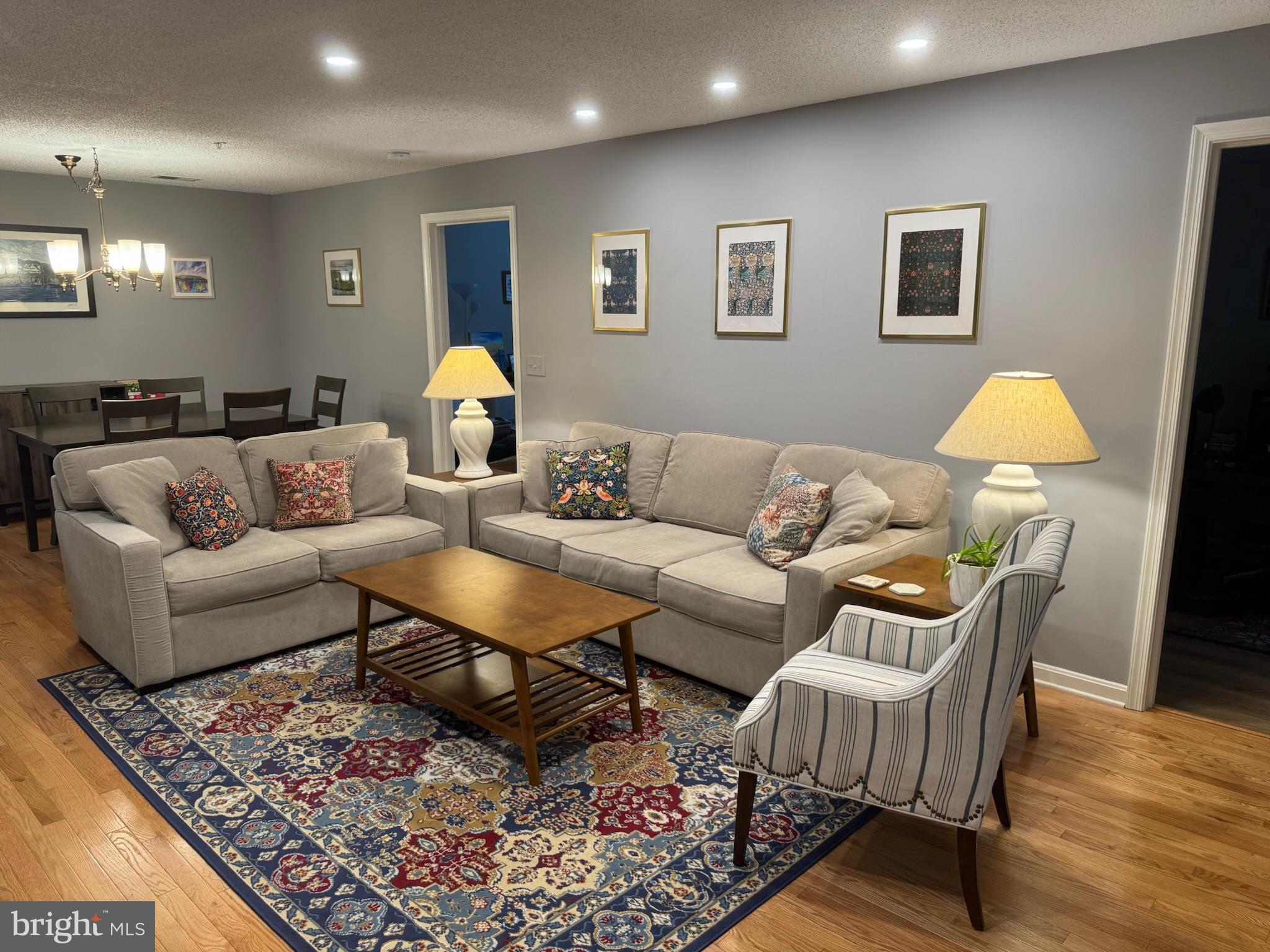 DECOVERLY - Residential Lease