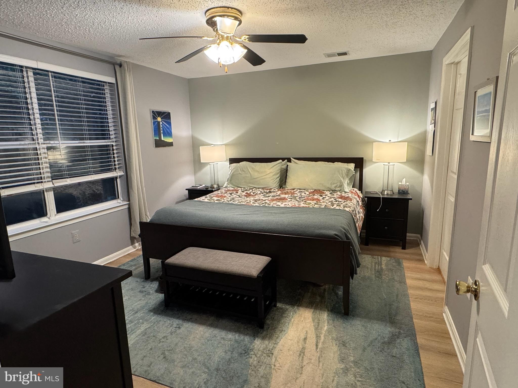 DECOVERLY - Residential Lease