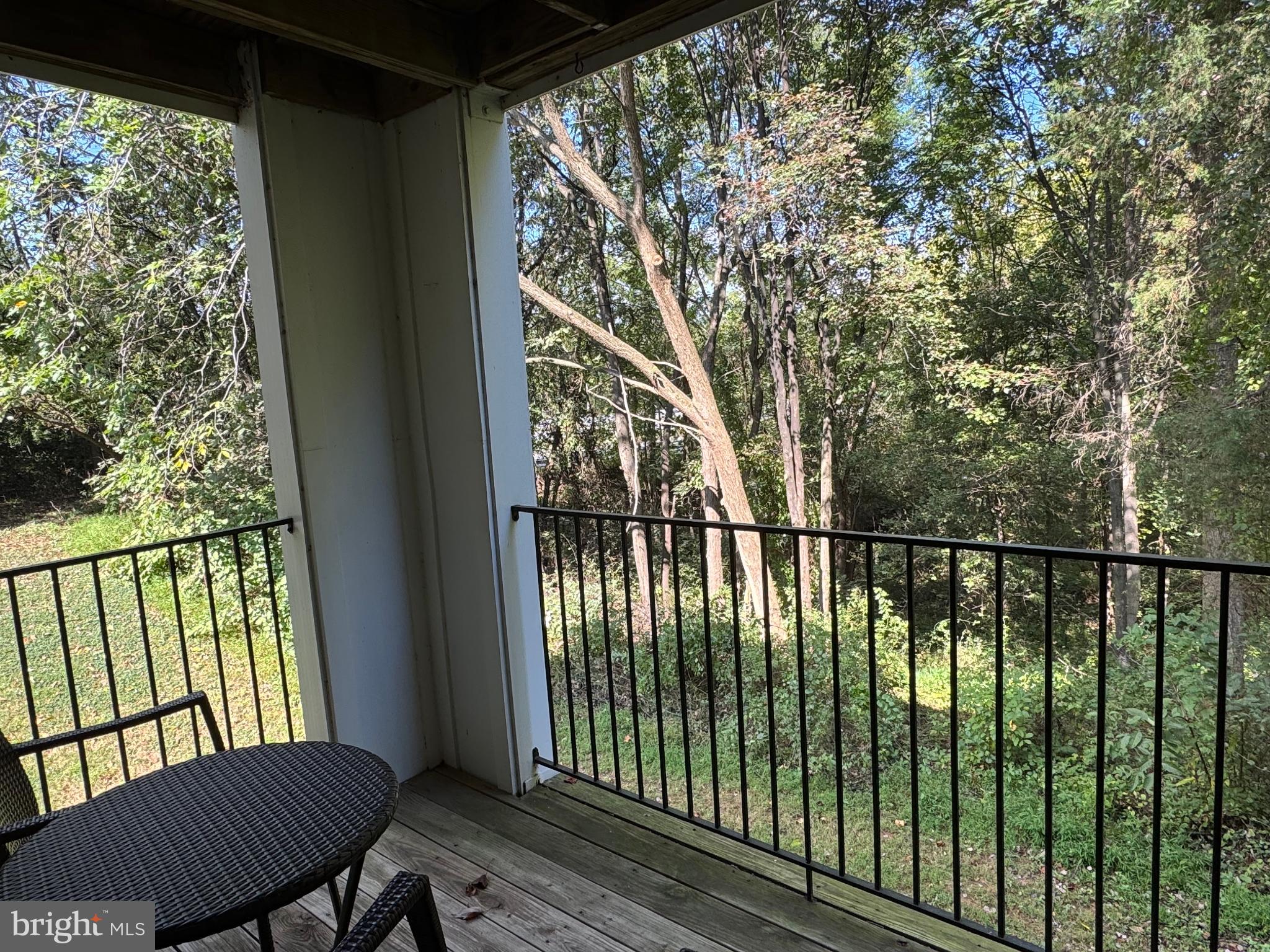 DECOVERLY - Residential Lease