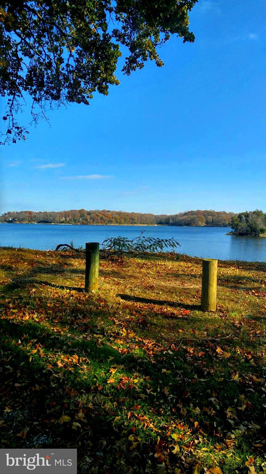 WOODLAND BEACH - Residential Lease