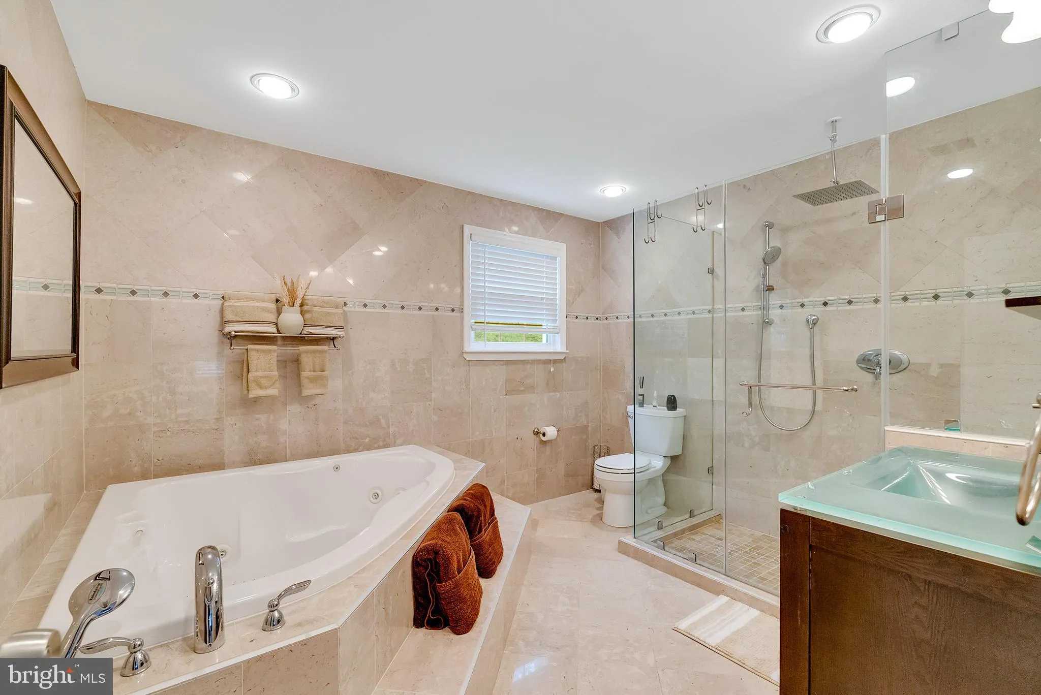 Norristown, Pennsylvania 19403, United States, 4 Bedrooms Bedrooms, ,3 BathroomsBathrooms,Residential,Active,162766