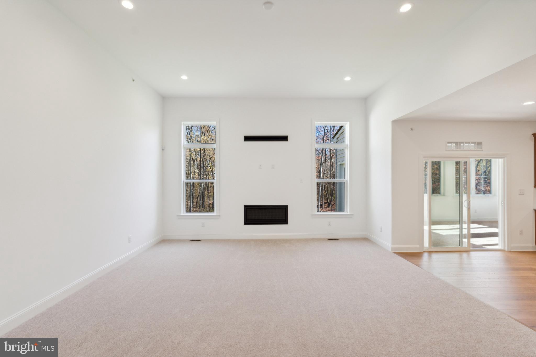 STRAWBERRY HILLS - Residential