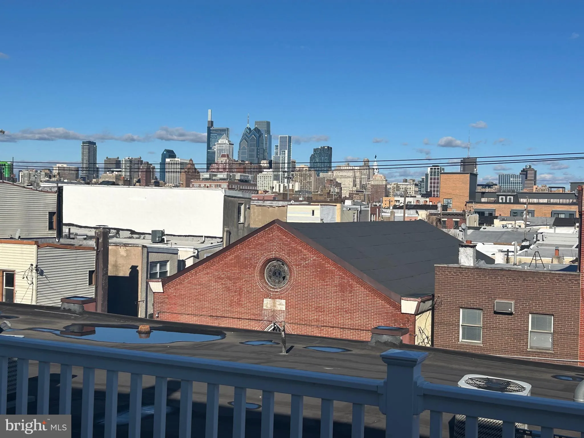 Philadelphia, Pennsylvania 19147, United States, 2 Bedrooms Bedrooms, ,2 BathroomsBathrooms,Residential,Pending,24007