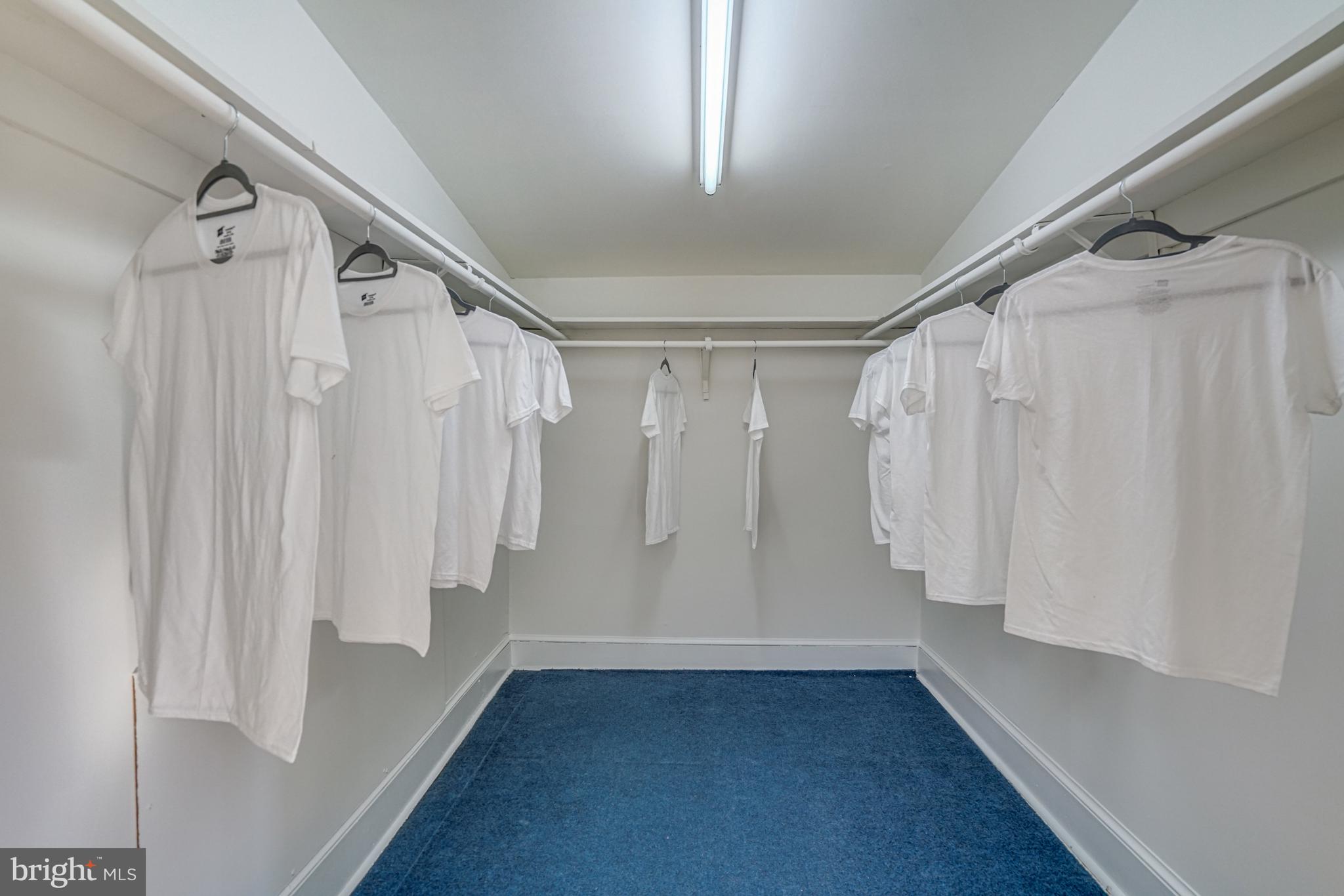 ADDISON HEIGHTS - Residential