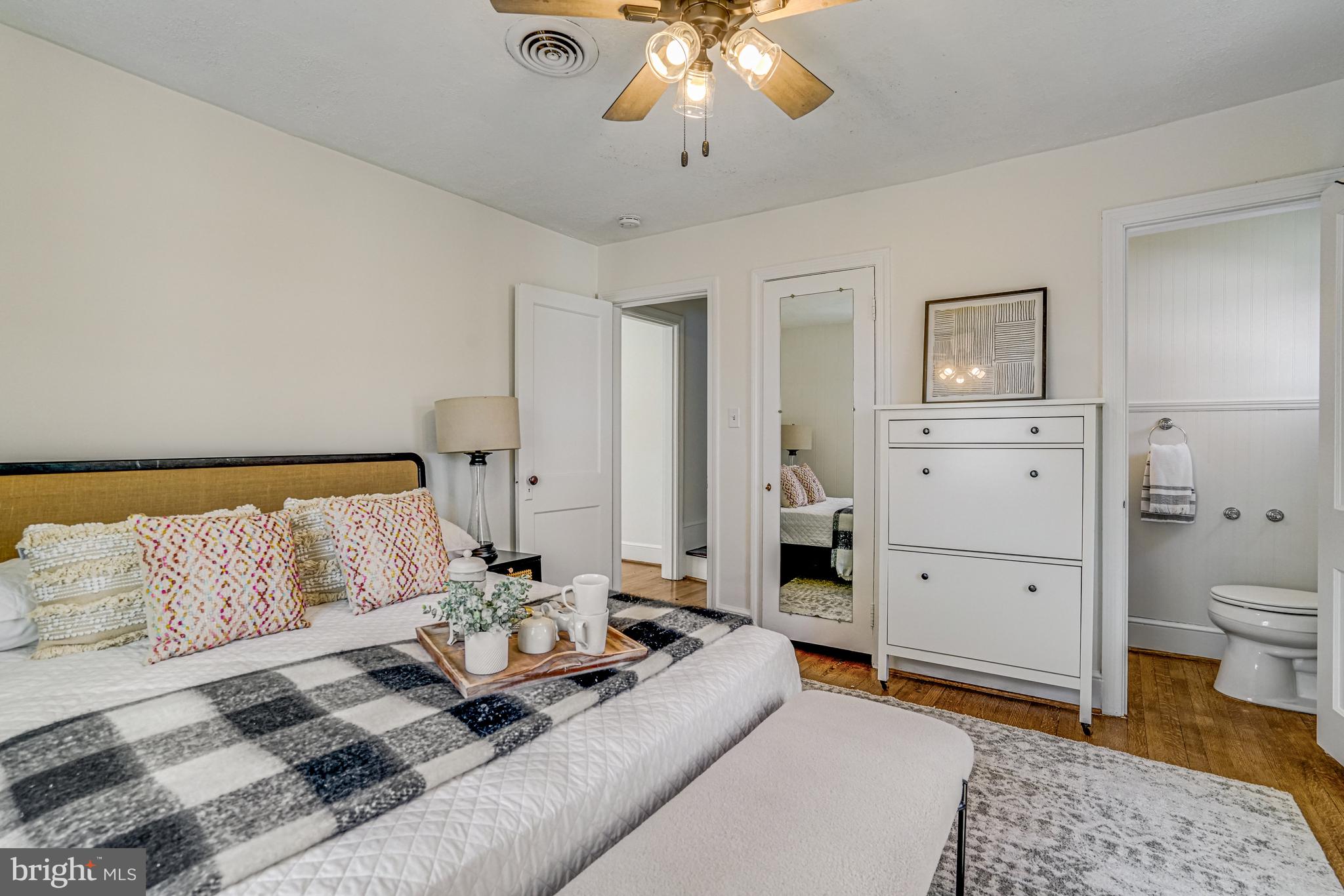 ADDISON HEIGHTS - Residential