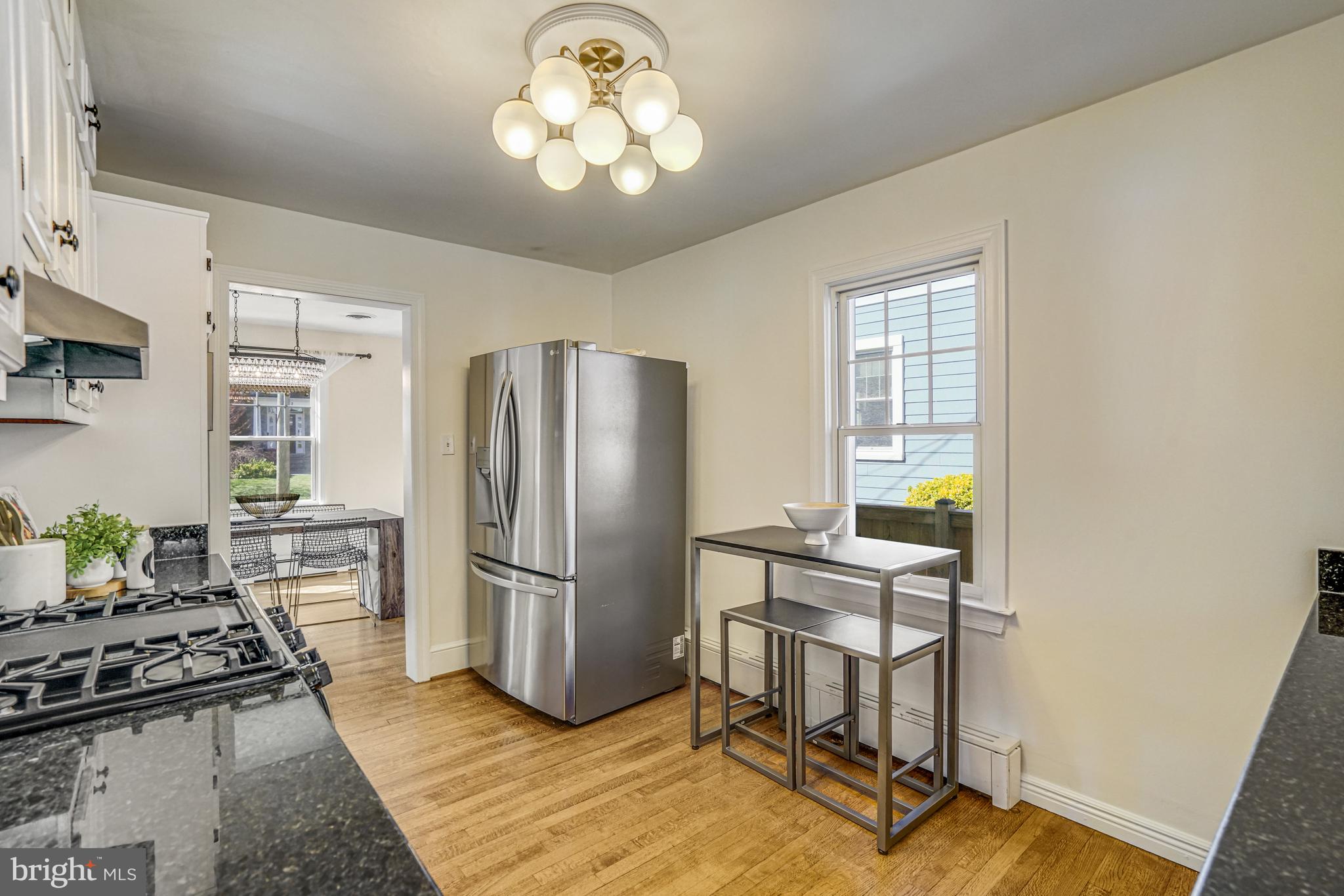 ADDISON HEIGHTS - Residential