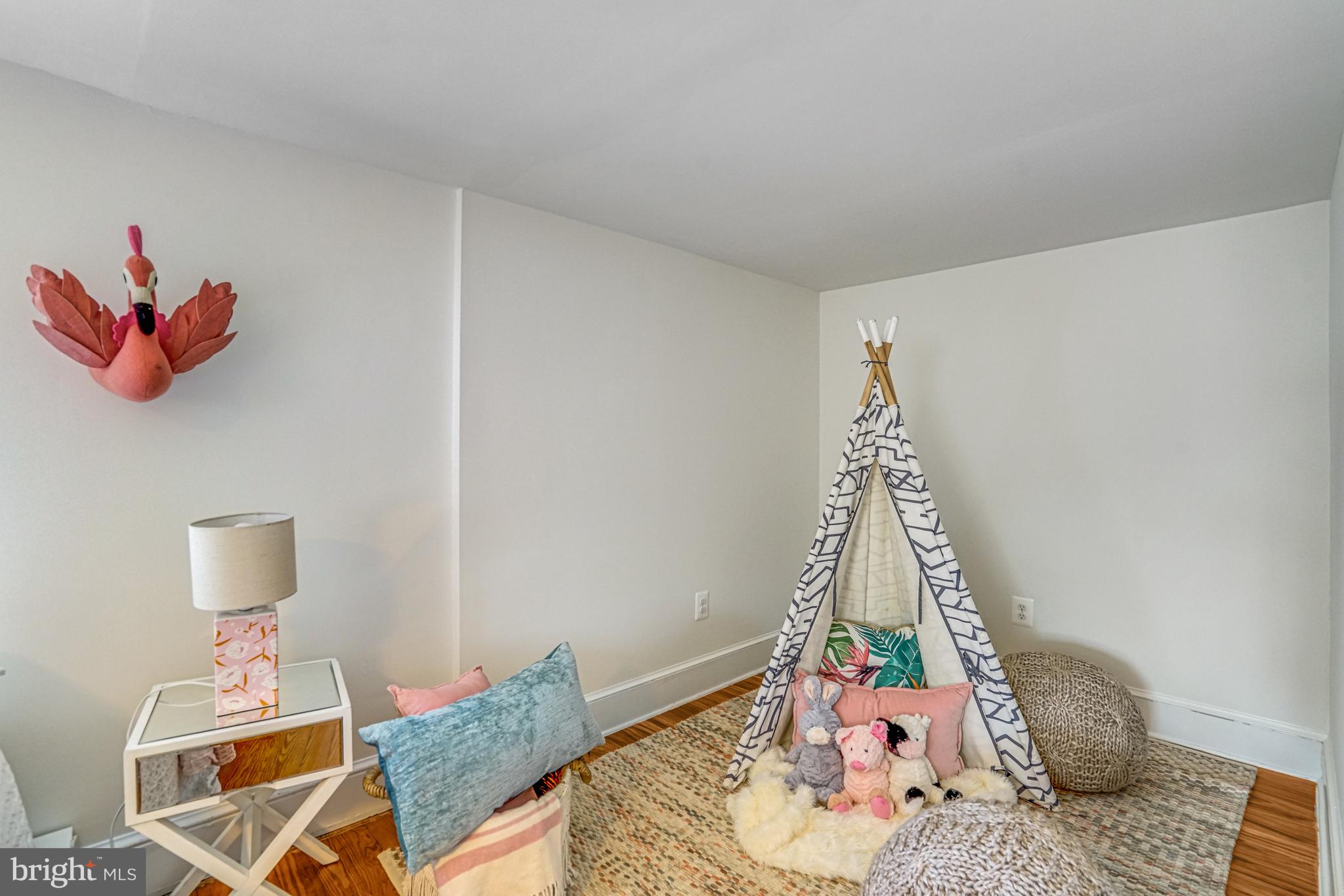 ADDISON HEIGHTS - Residential