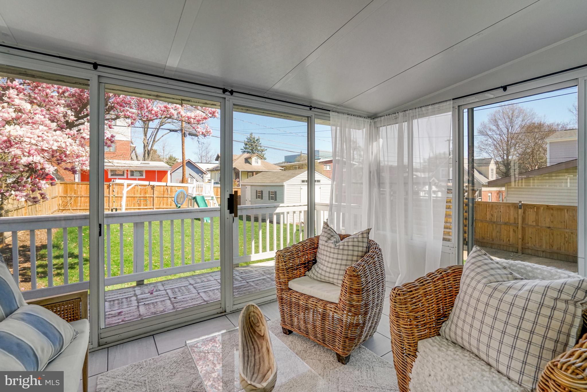 ADDISON HEIGHTS - Residential