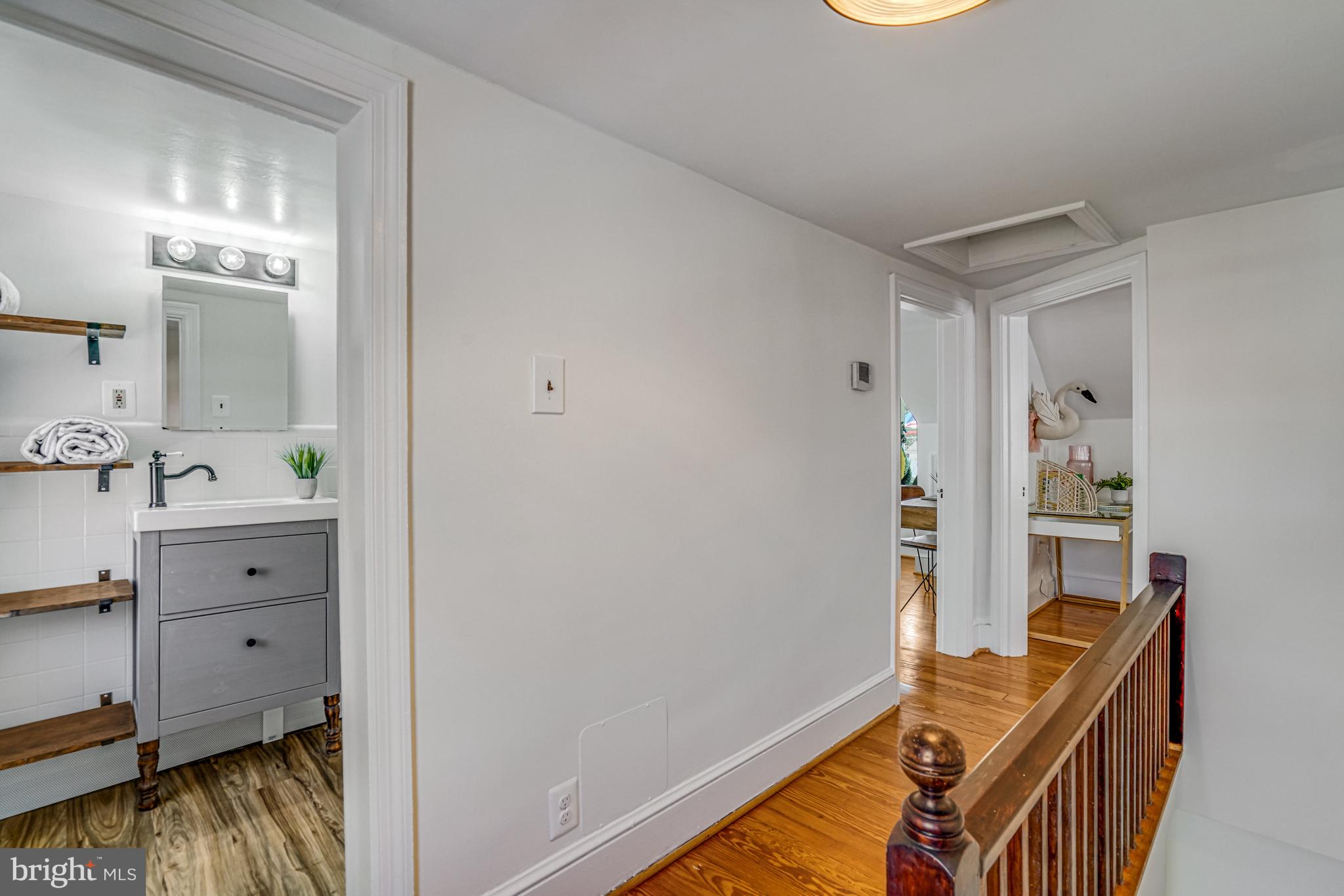 ADDISON HEIGHTS - Residential