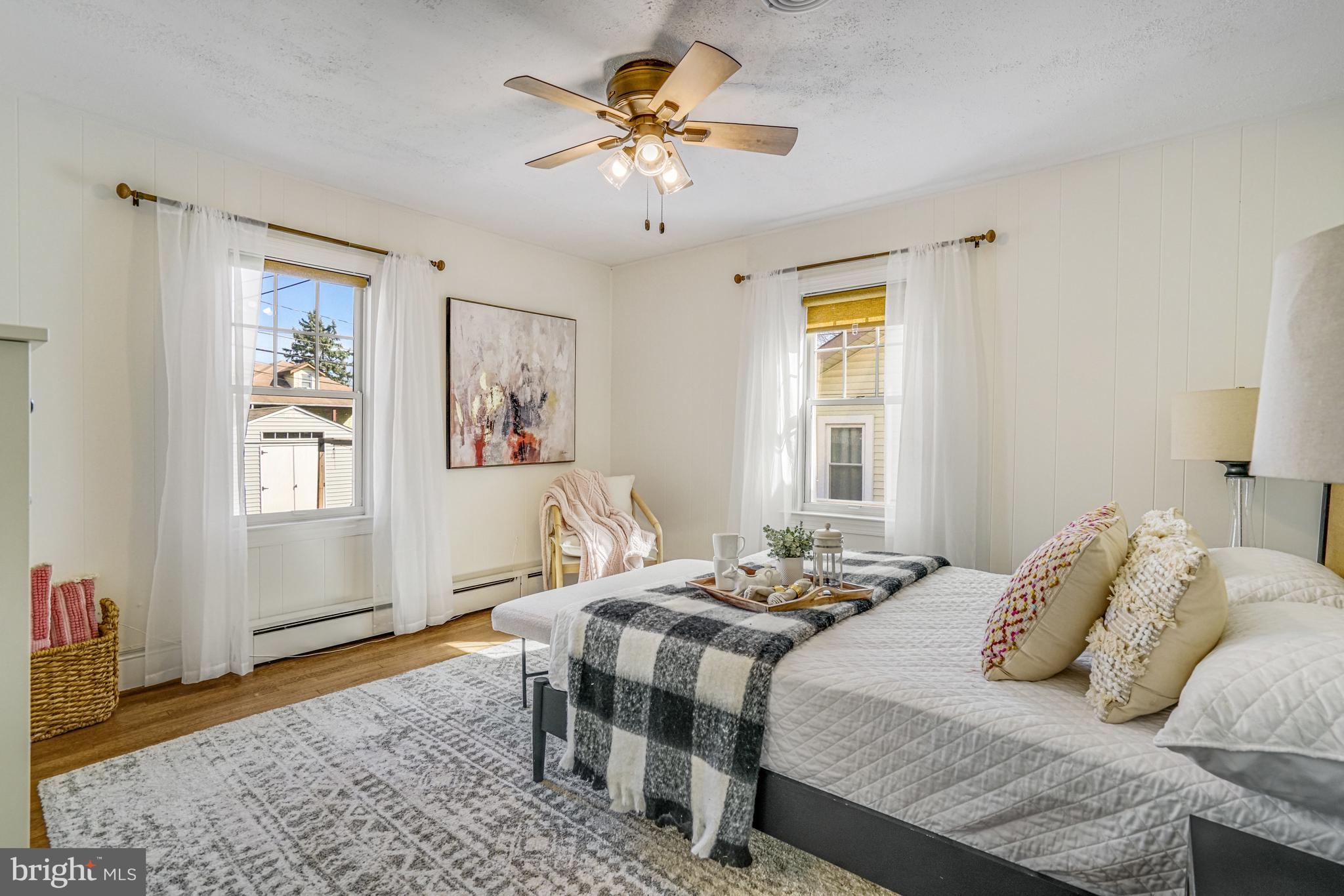 ADDISON HEIGHTS - Residential