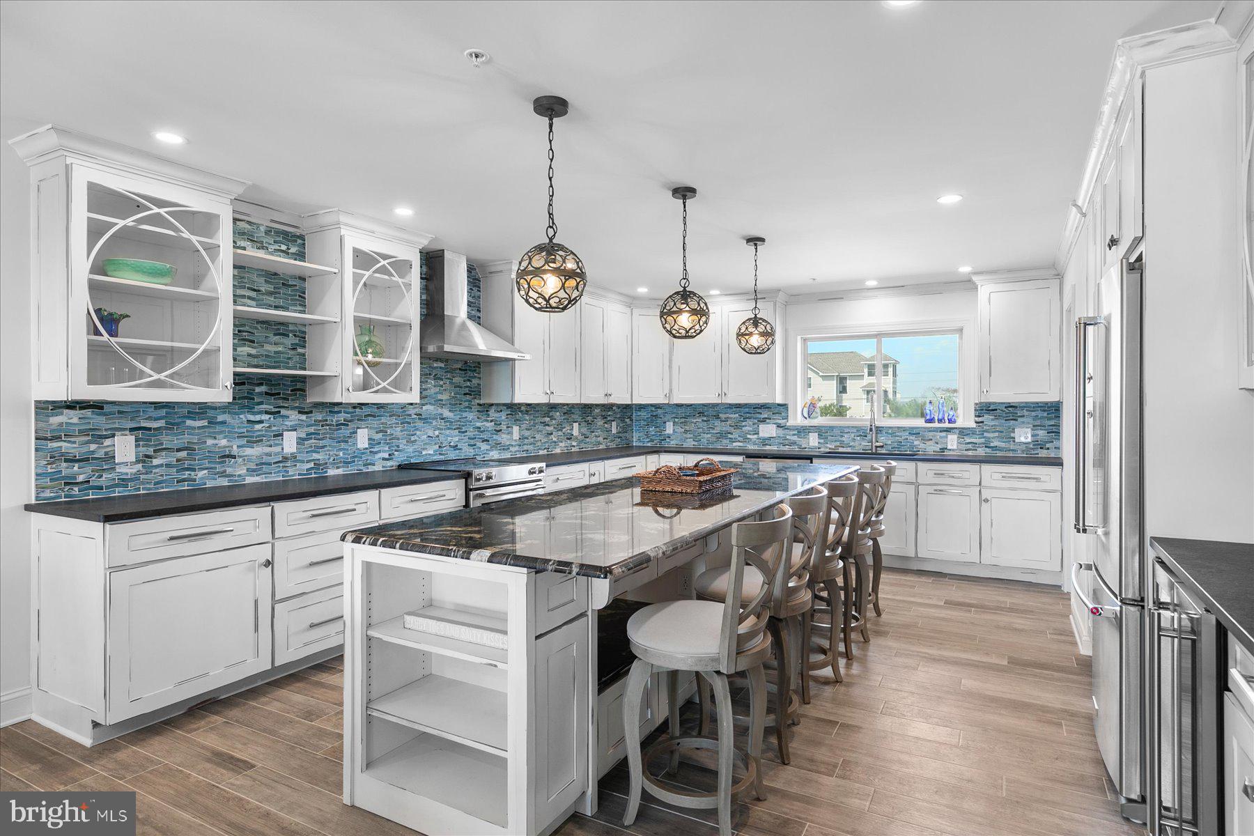 QUEENS QUEST - Residential