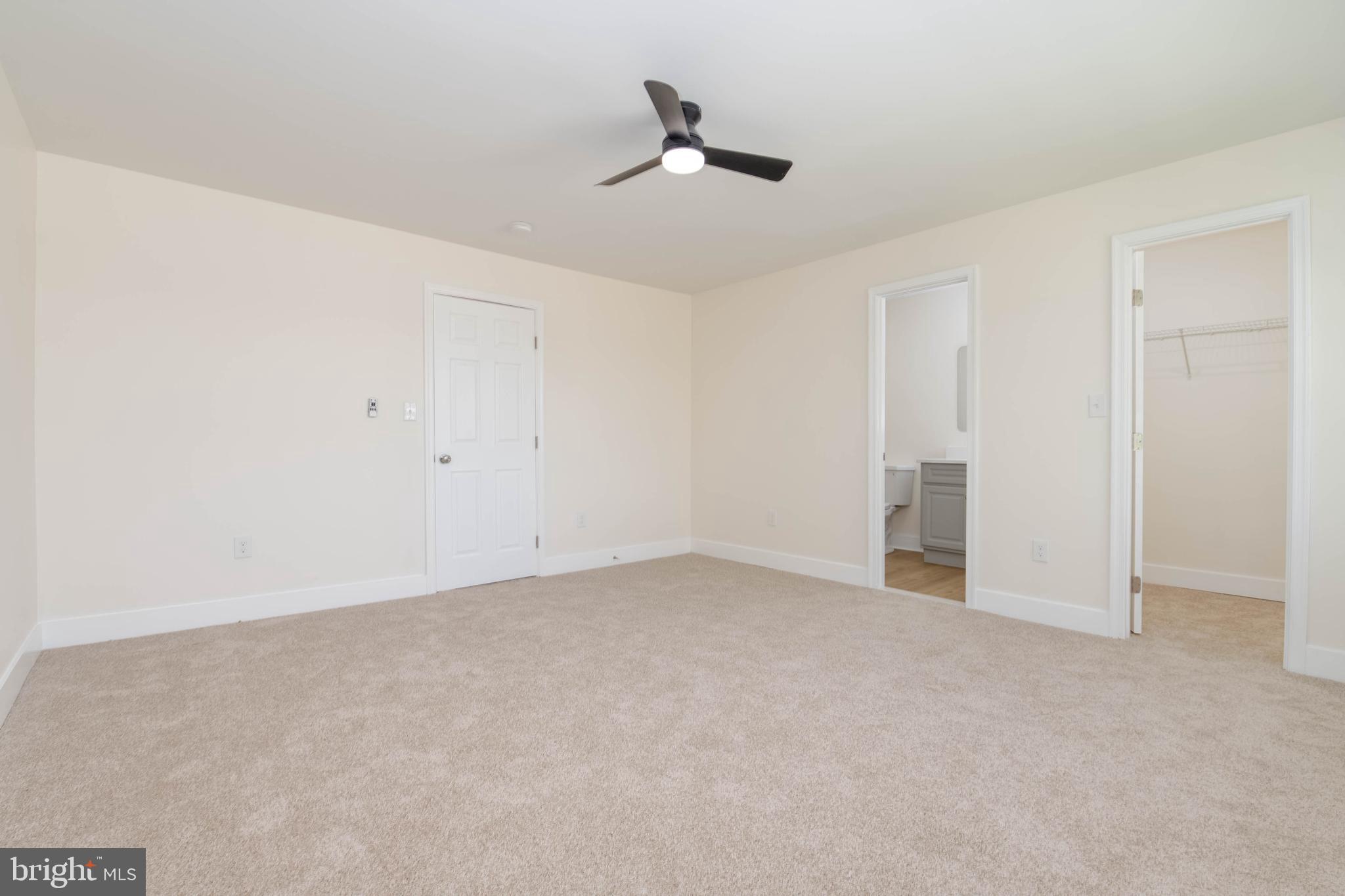 QUEEN ANNE VILLAGE - Residential