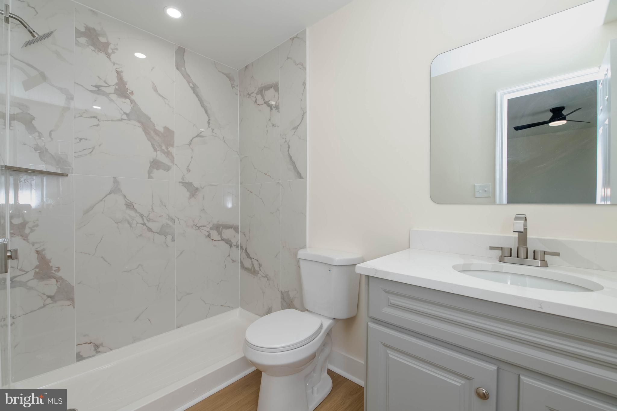 QUEEN ANNE VILLAGE - Residential