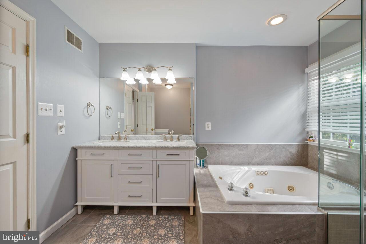 RACEWAY FARMS - Residential