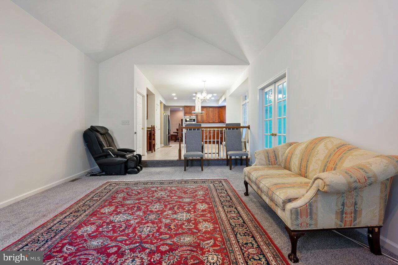 RACEWAY FARMS - Residential