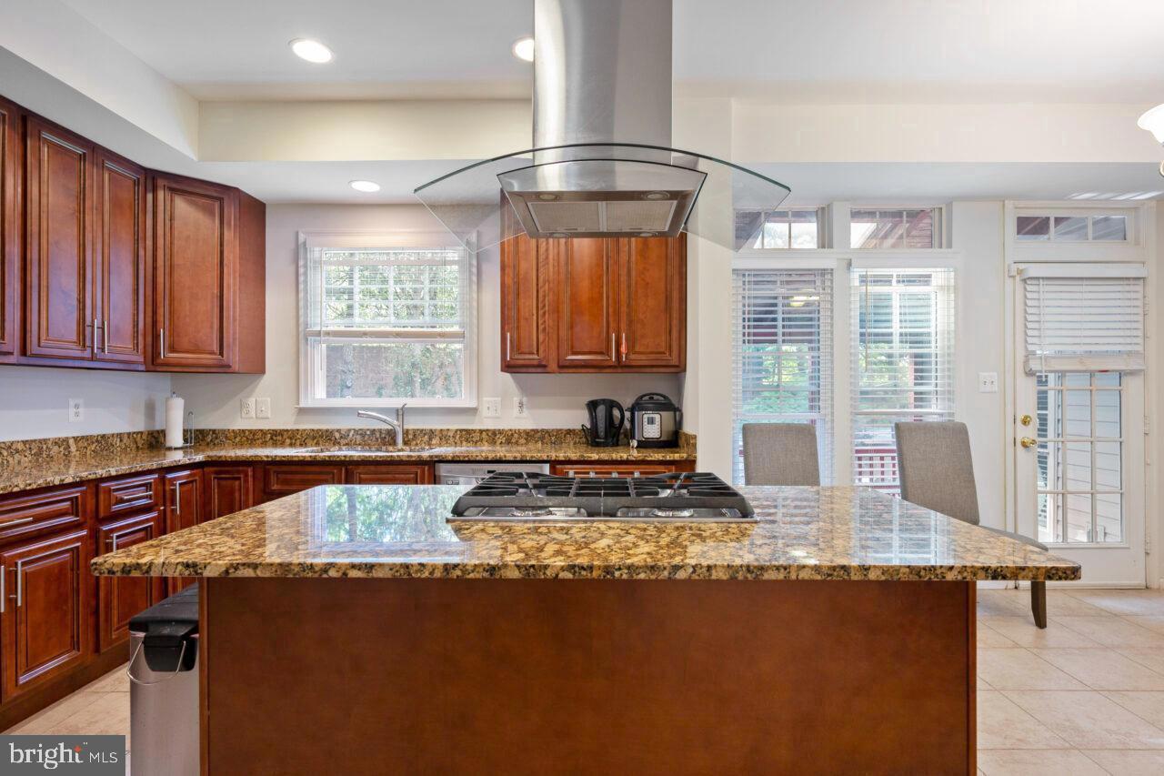 RACEWAY FARMS - Residential