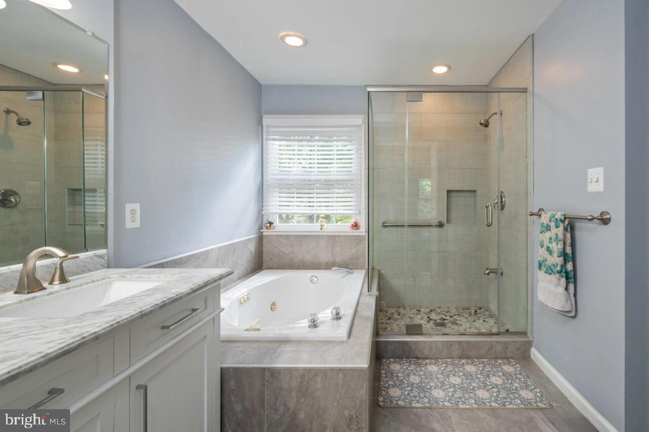 RACEWAY FARMS - Residential