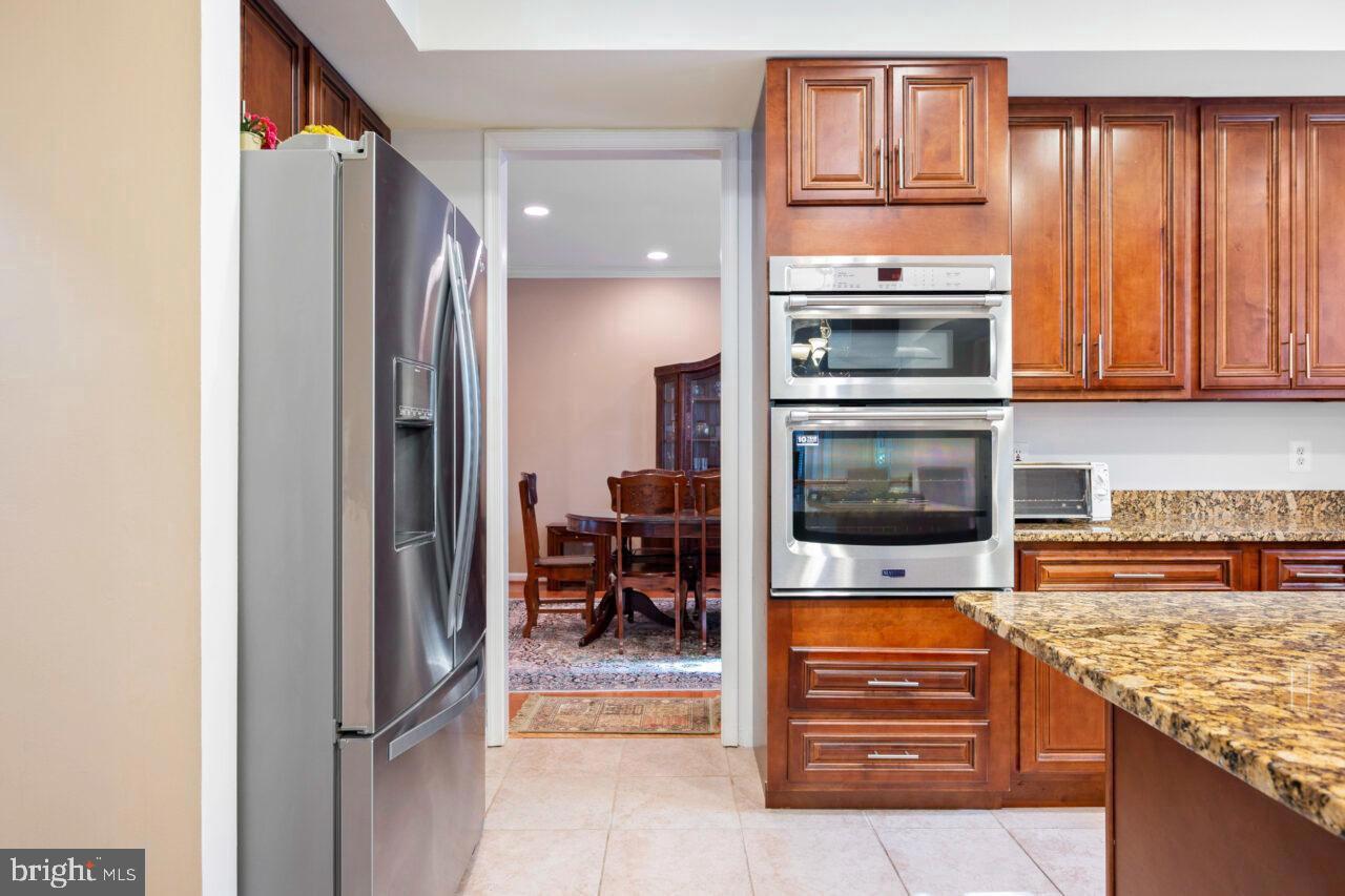 RACEWAY FARMS - Residential