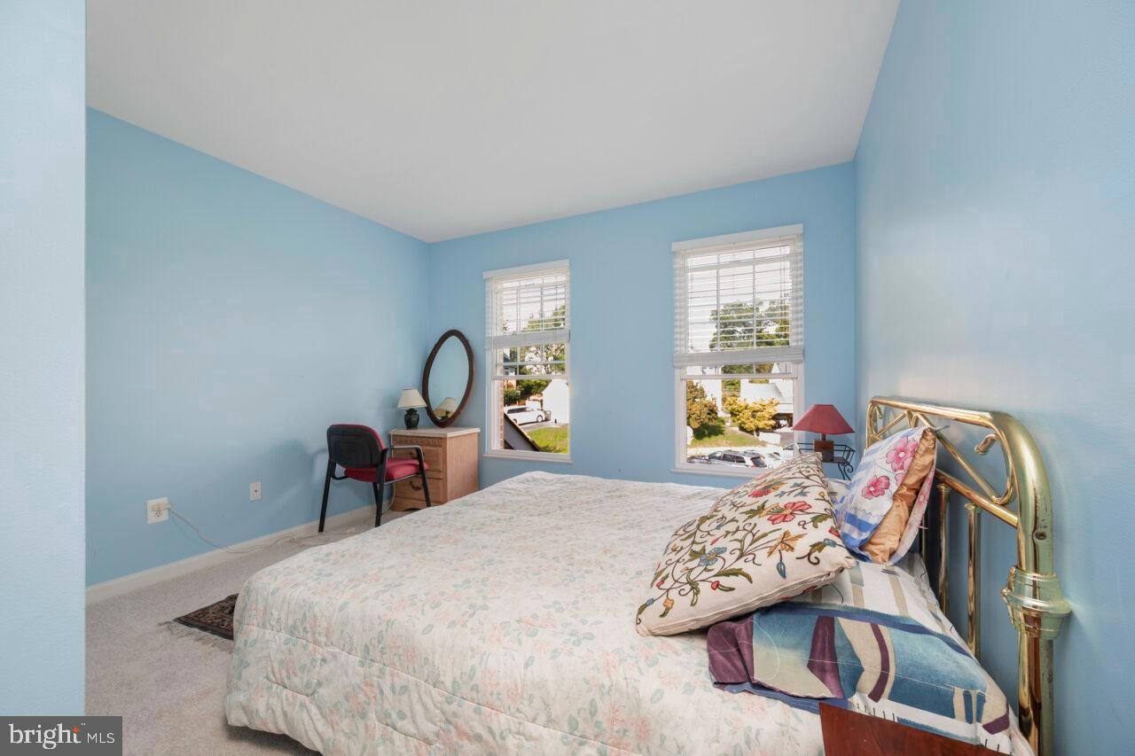 RACEWAY FARMS - Residential