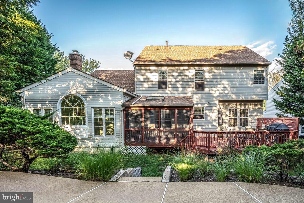 RACEWAY FARMS - Residential