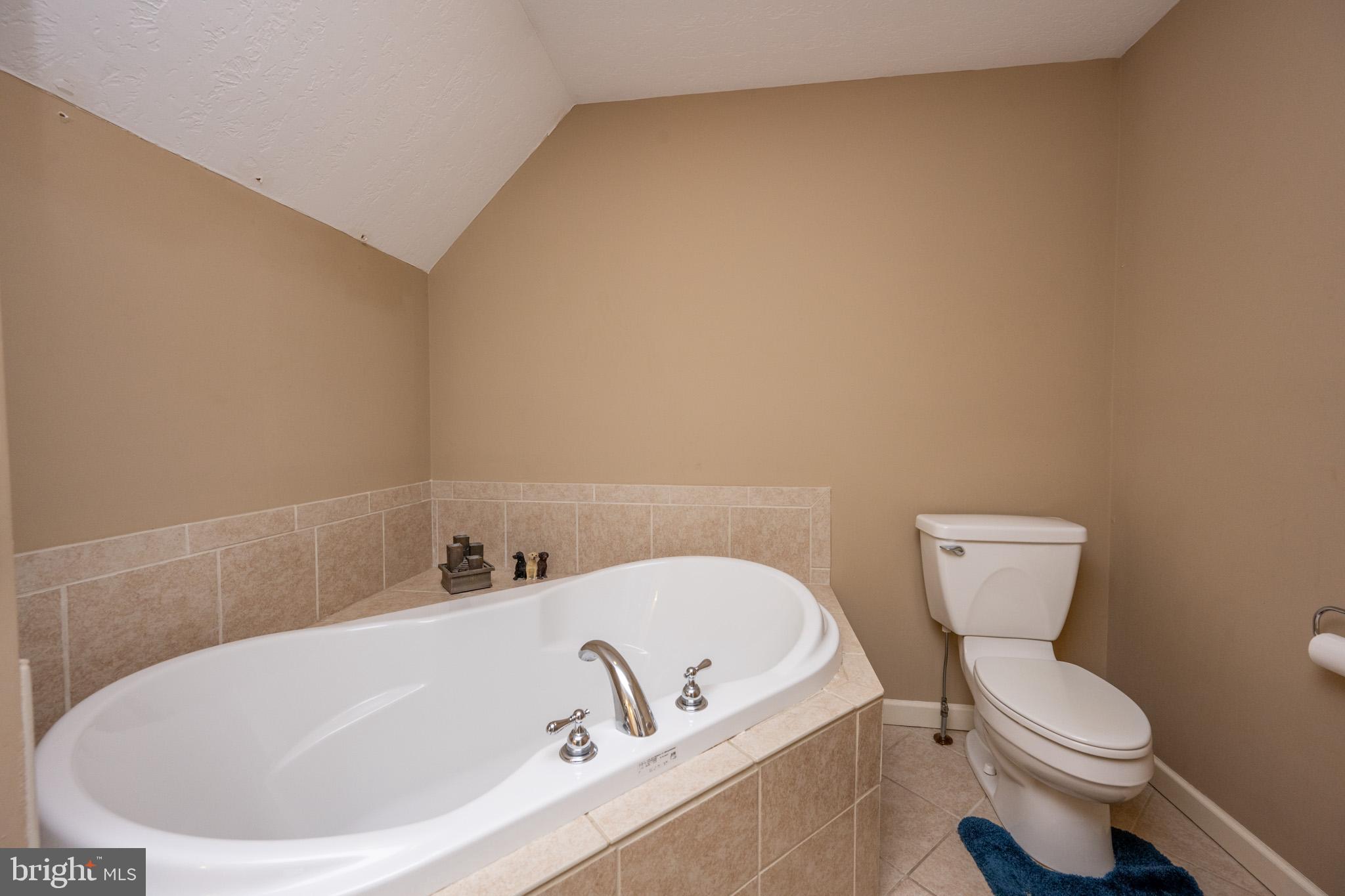 WATERFRONT GREENS - Residential