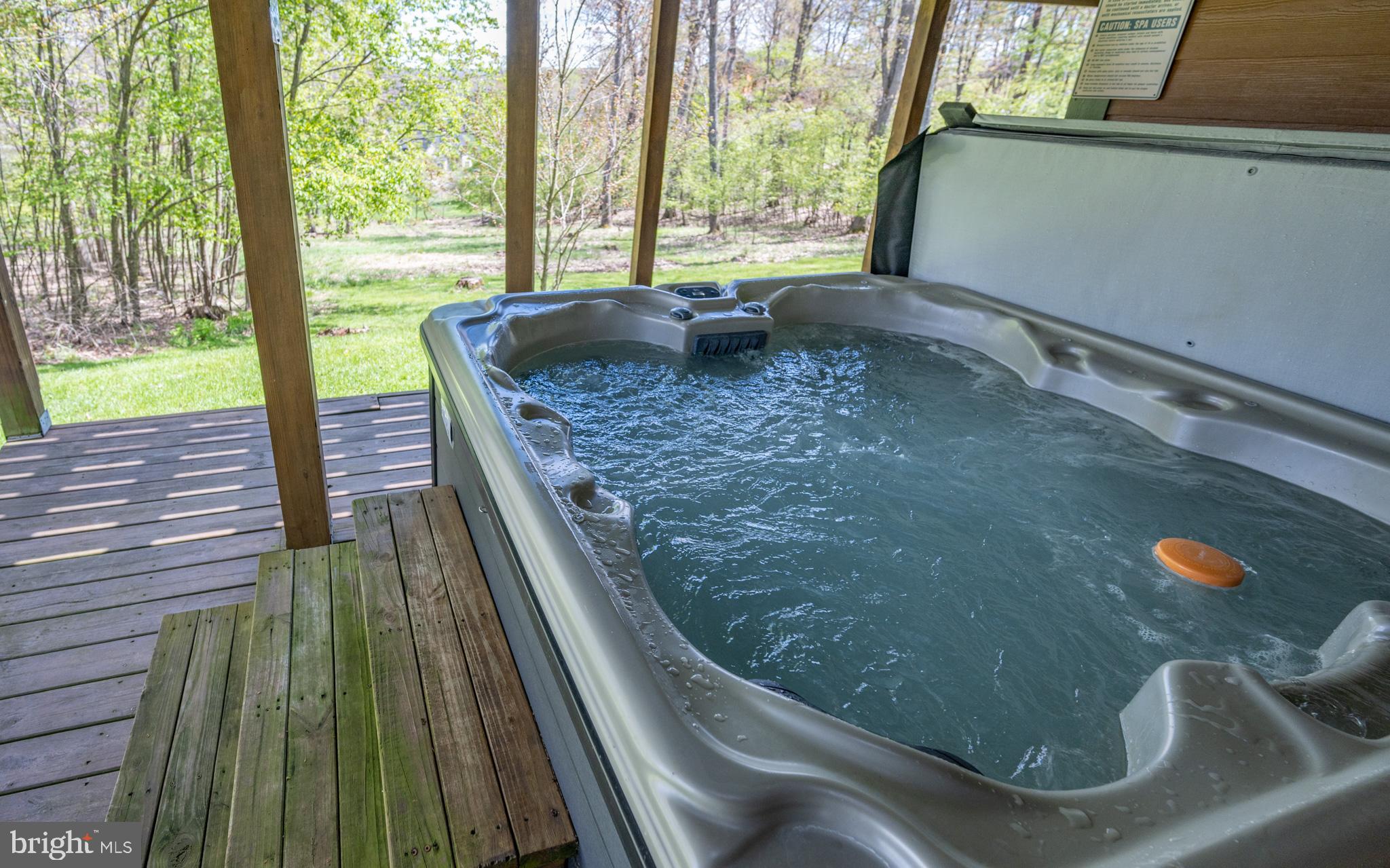 WATERFRONT GREENS - Residential