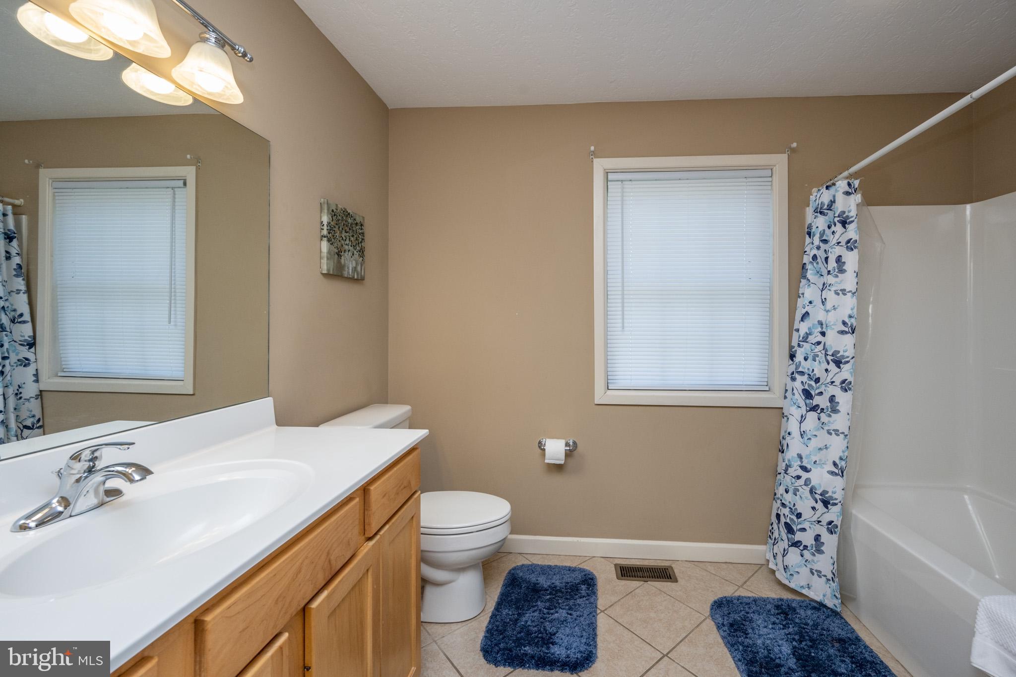 WATERFRONT GREENS - Residential