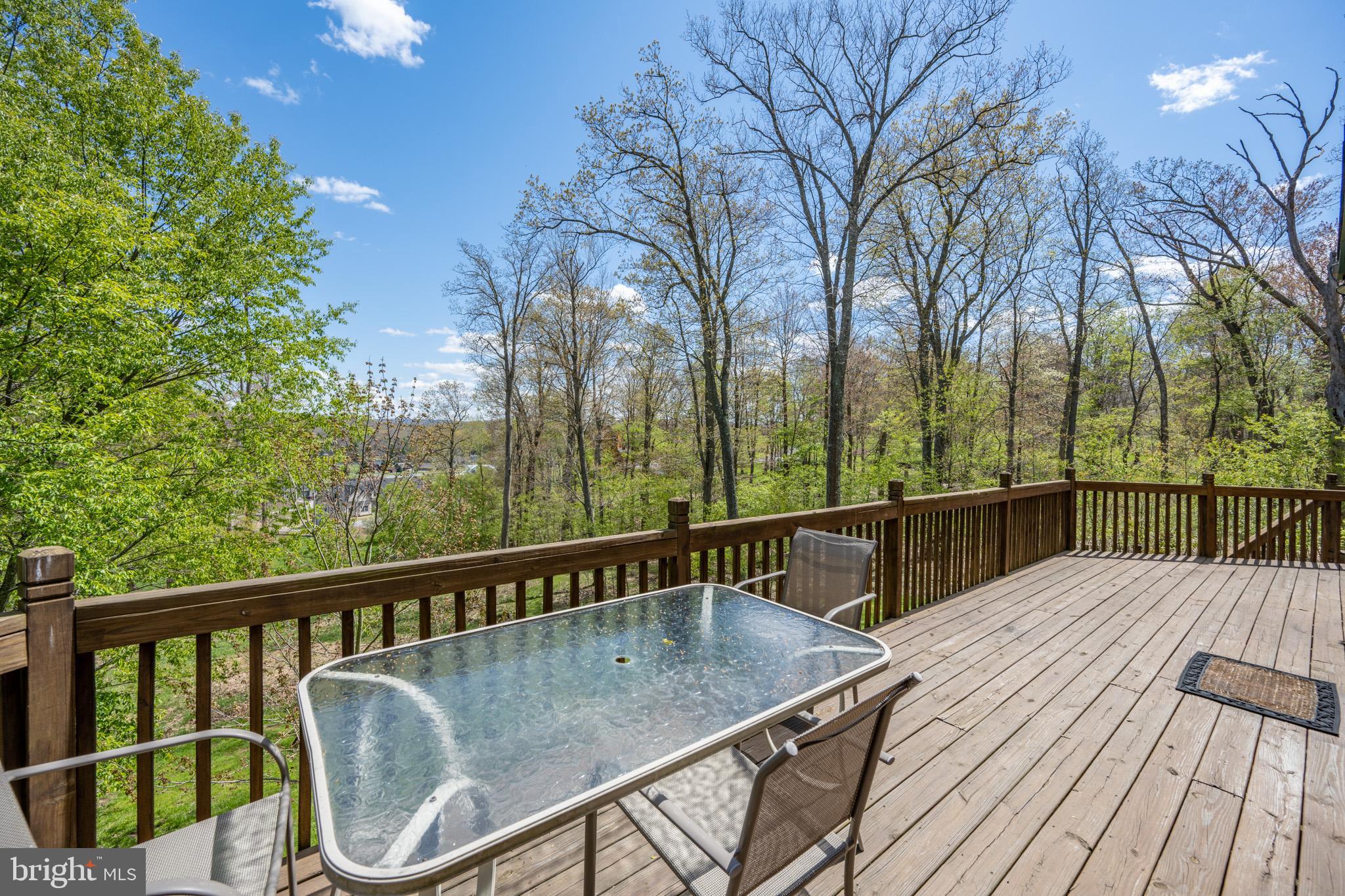 WATERFRONT GREENS - Residential