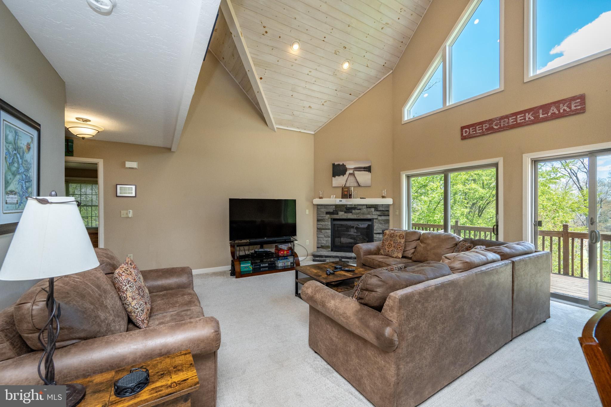 WATERFRONT GREENS - Residential