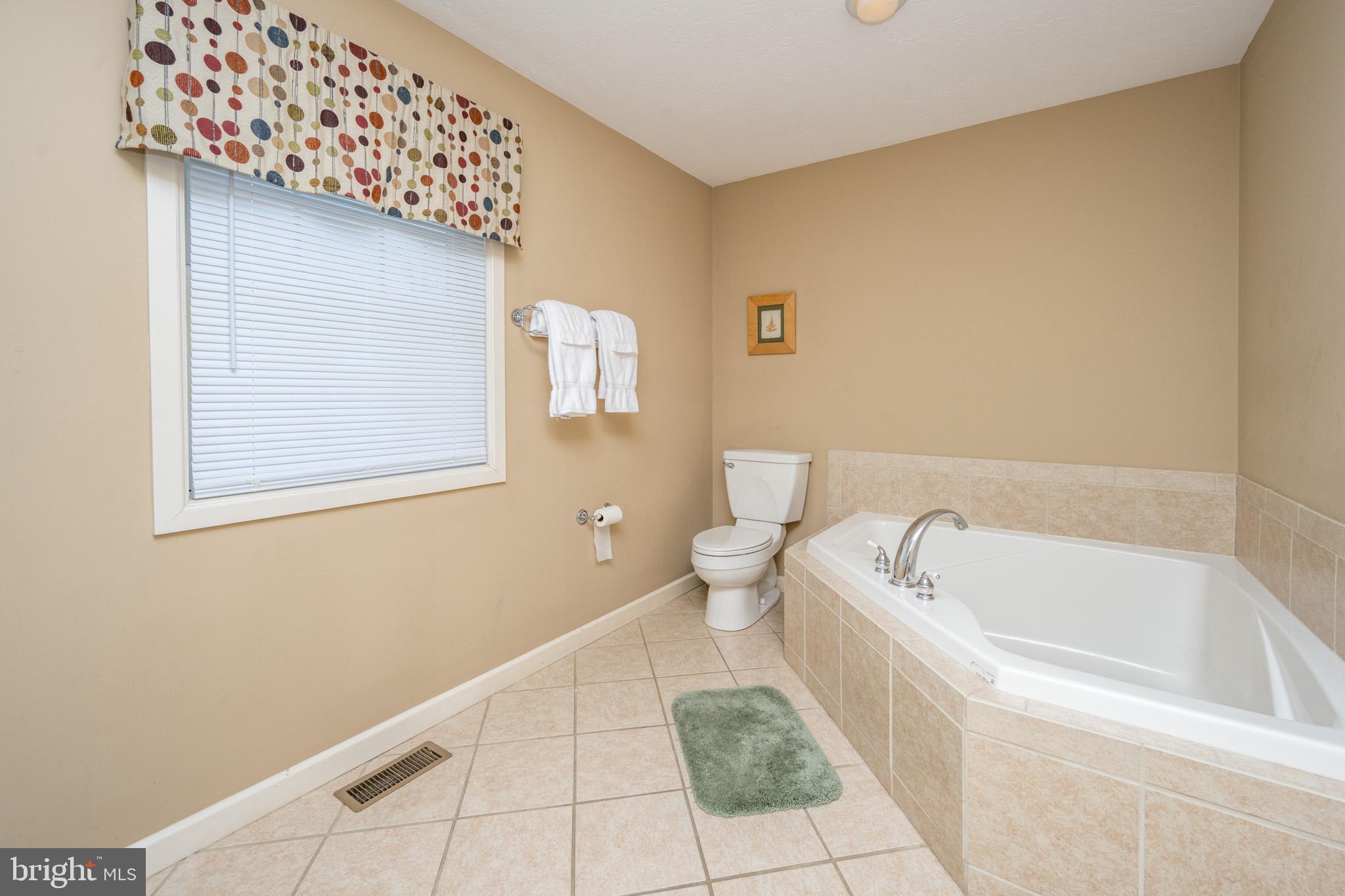 WATERFRONT GREENS - Residential