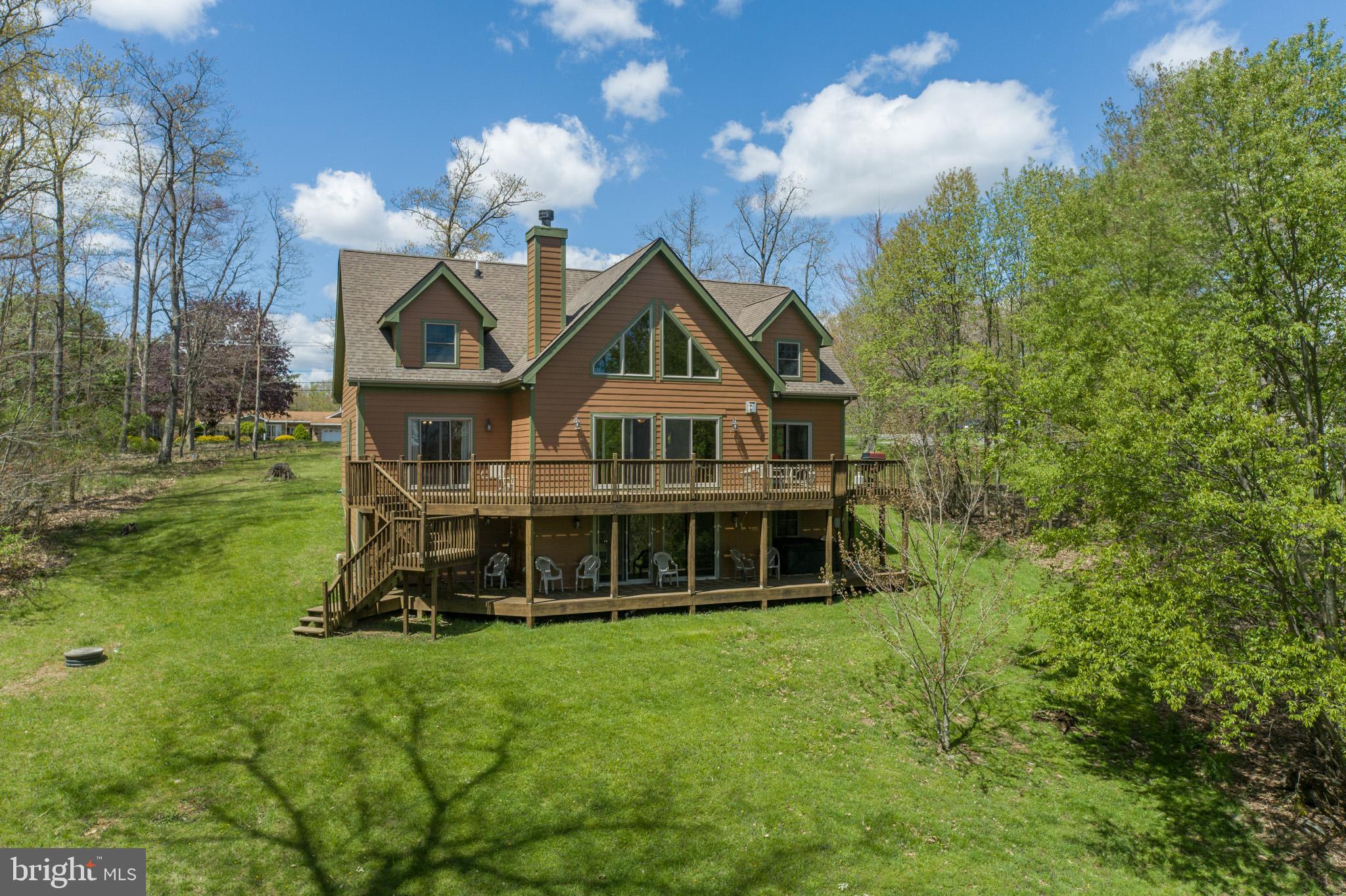 WATERFRONT GREENS - Residential