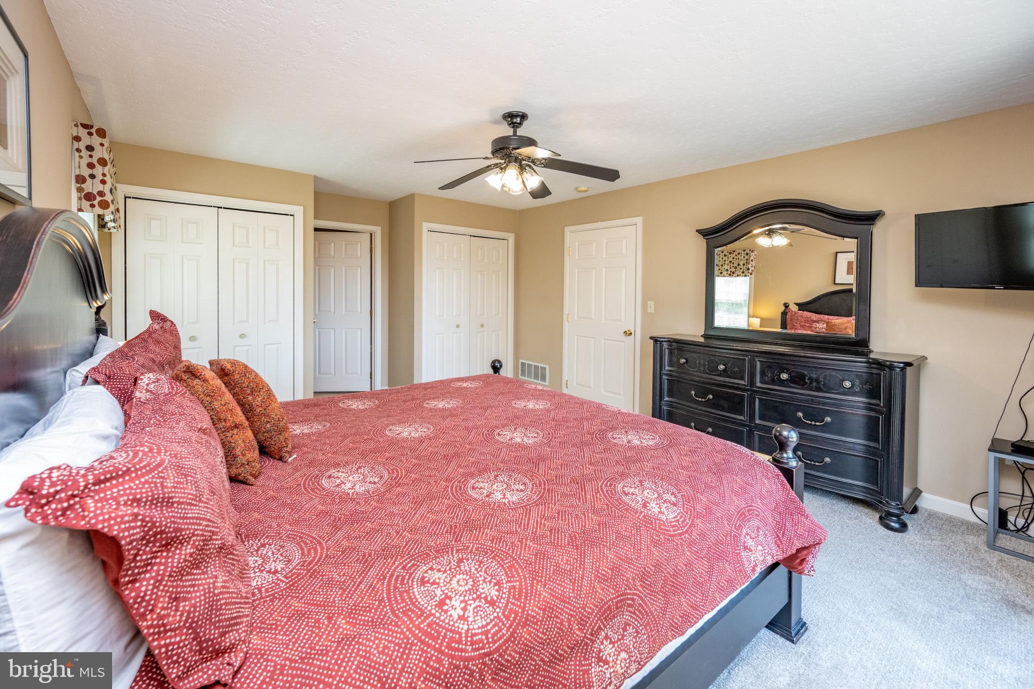 WATERFRONT GREENS - Residential