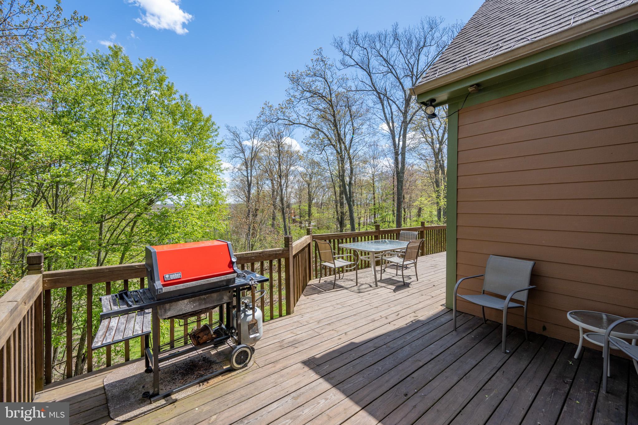 WATERFRONT GREENS - Residential