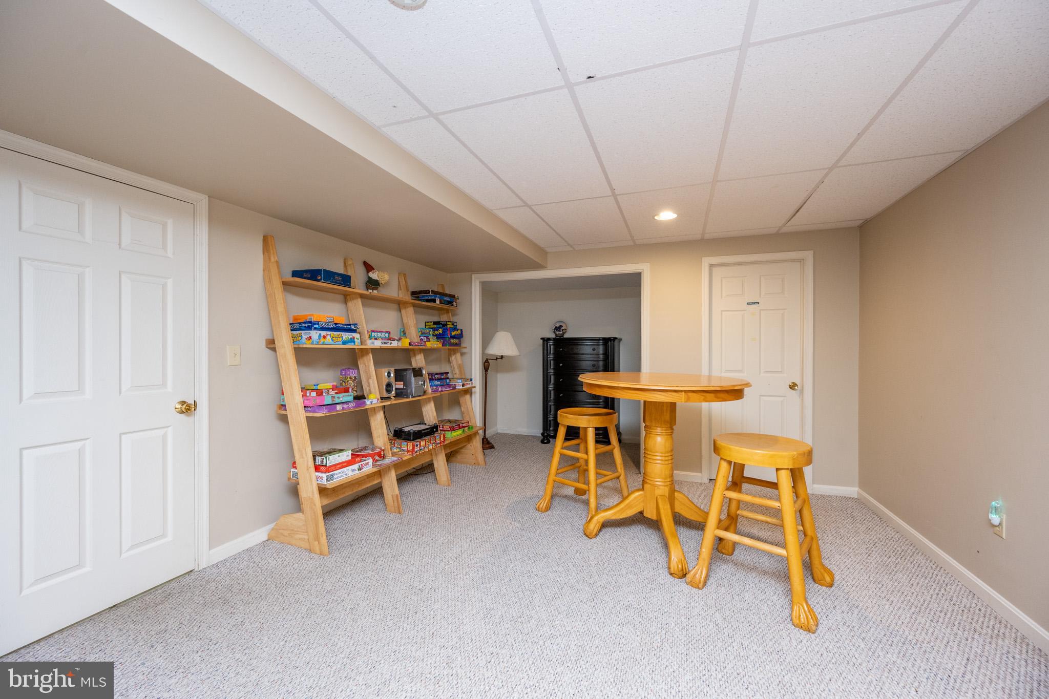 WATERFRONT GREENS - Residential