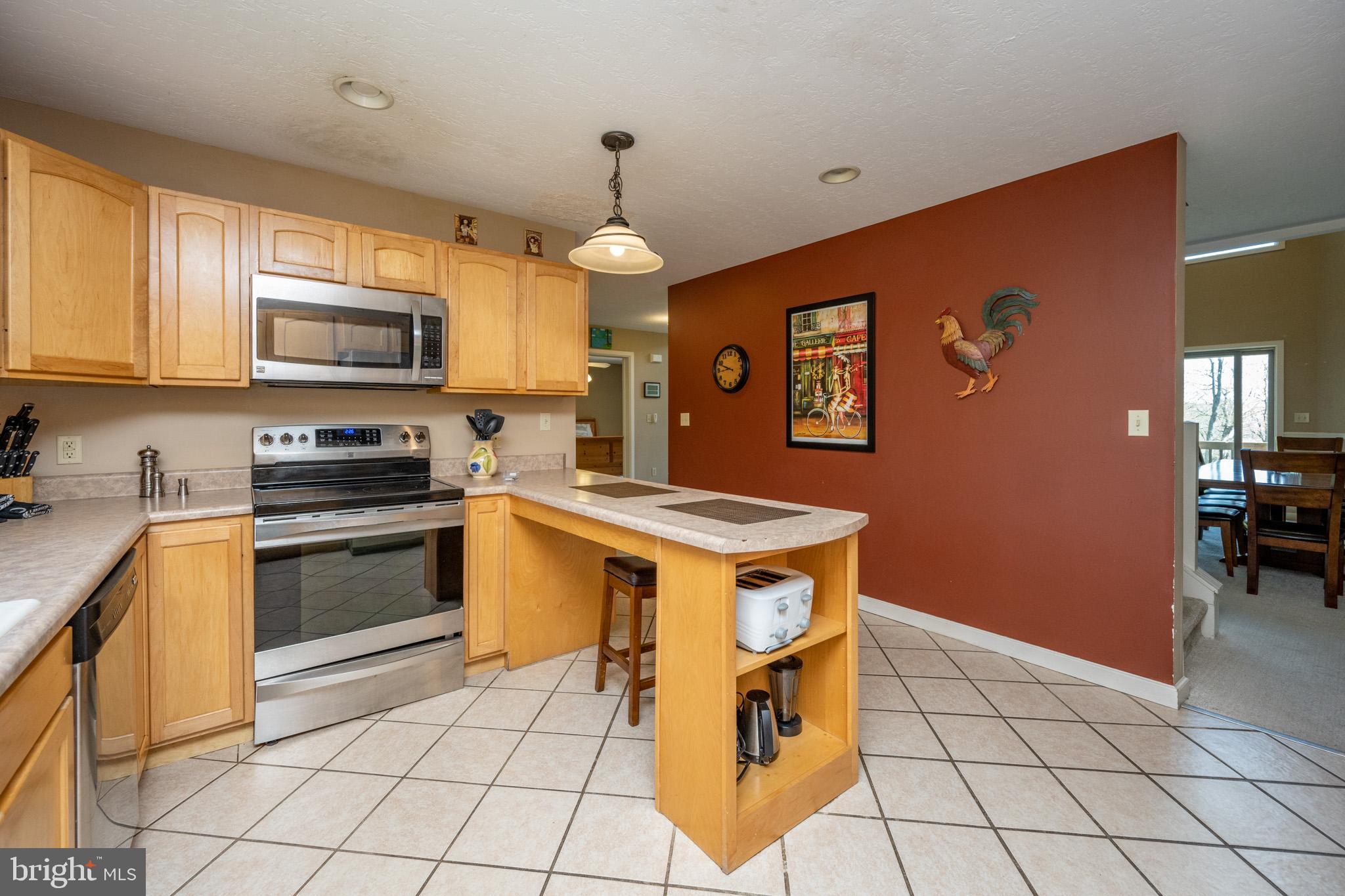 WATERFRONT GREENS - Residential