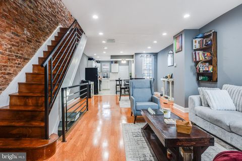 2405 W HUNTINGDON STREET PHILADELPHIA PA 19132