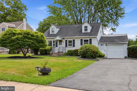 Photo of 321 Clear Spring Road, LANSDALE, PA 19446 (MLS # PAMC2189668)